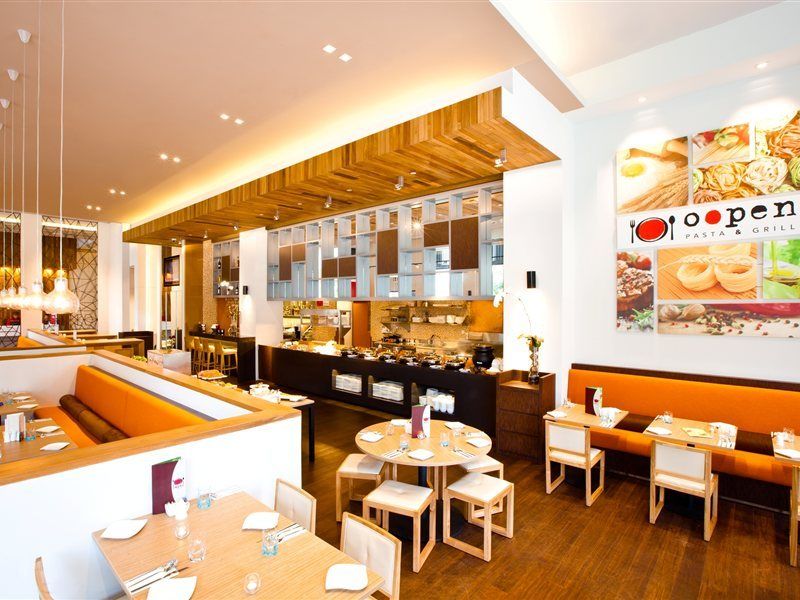 Ibis Singapore Novena Bagian luar foto